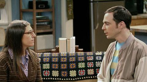 The Big Bang Theory-Liebes-Momente: Sheldon und Amy sagen das erste Mal Ich liebe dich - Foto: IMAGO / Mary Evans