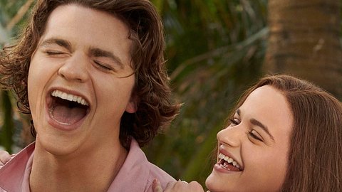 The Kissing Booth: Lee ist heimlich in Elle verliebt! - Foto: David Bloomer/Netflix