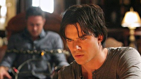 The Vampire Diaries: Damon Salvatore Teil des Spin-Offs - Foto: IMAGO / Mary Evans /AF Archive Warner Bros. Tv