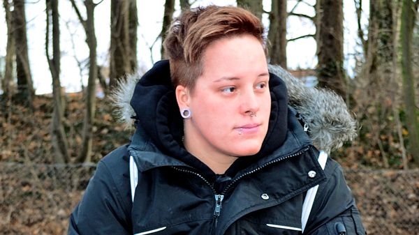 GEBOREN IM __FALSCHEN__ KÖRPER - NIK (23) WAR FRÜHER DENISE