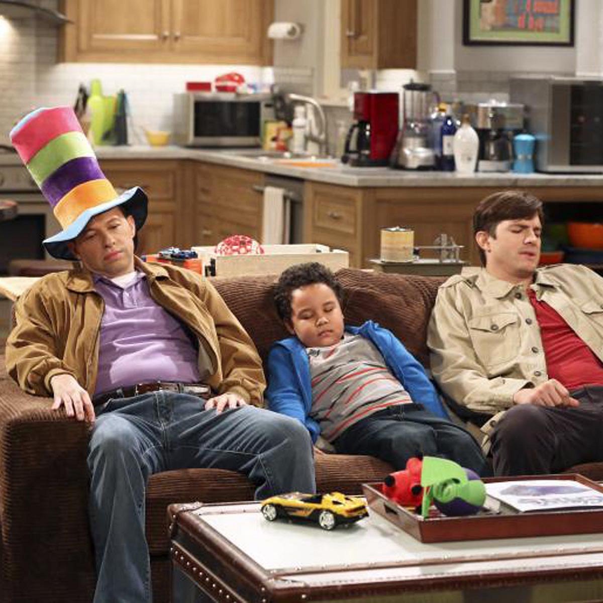 “Two And A Half Men”: 10 Dinge, die keinen Sinn ergeben - Louis