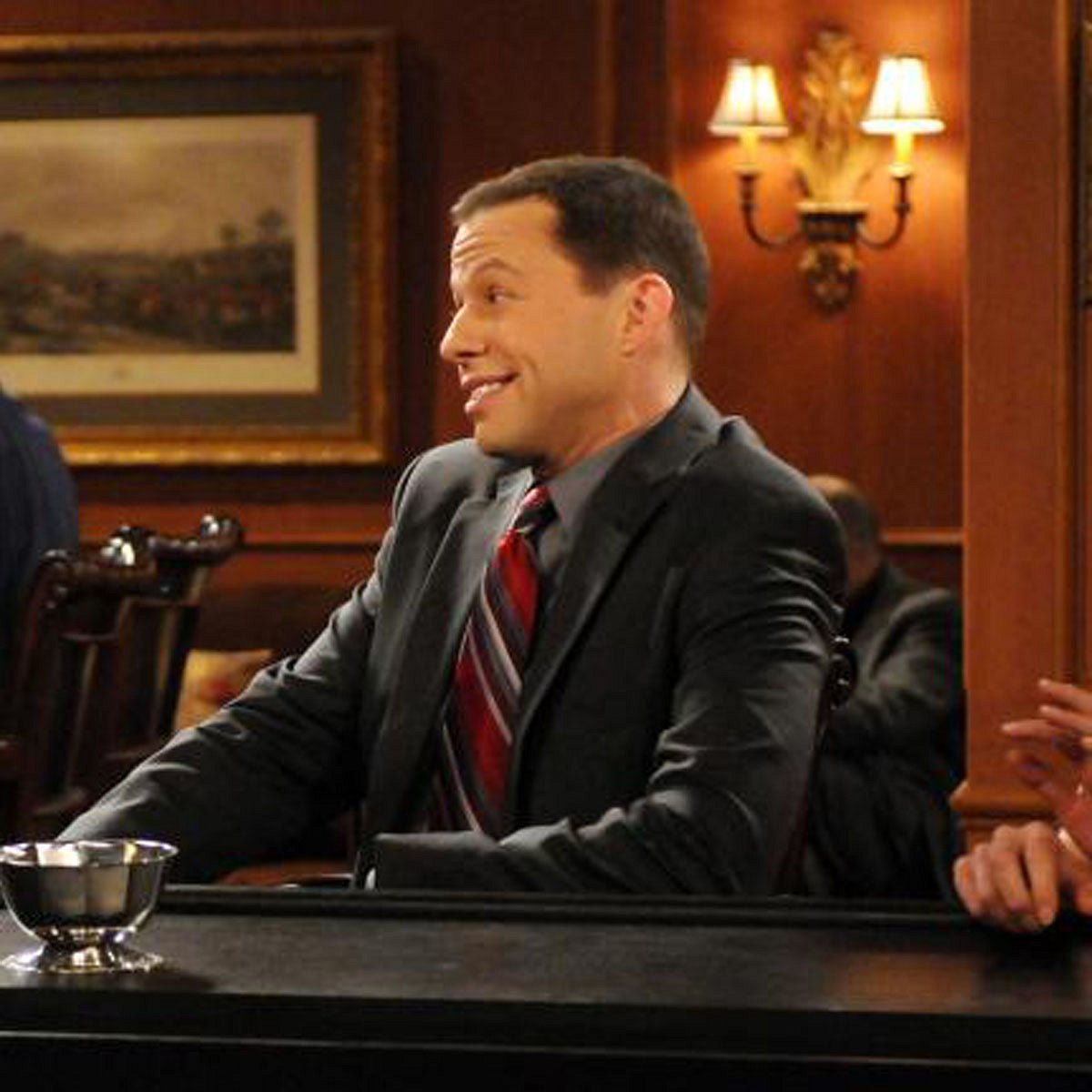 Wer bei „Two And A Half Men“ am meisten verdiente: Jon Cryer