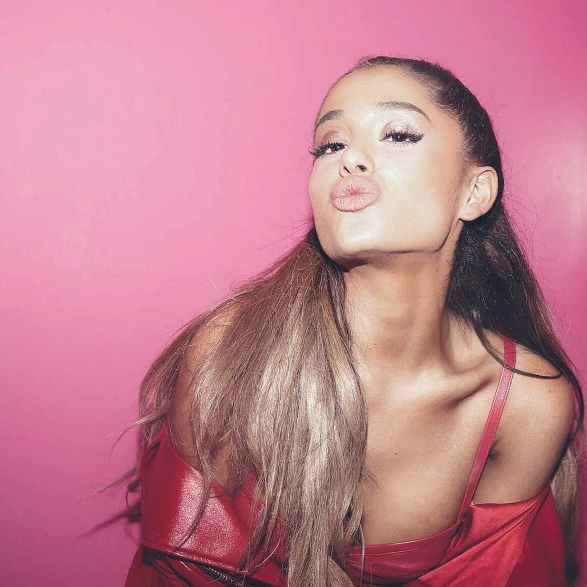 Überraschung: Neues Album von Ariana Grande