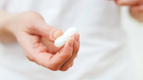 Verhütung mit Tampons? - Foto: Alamy