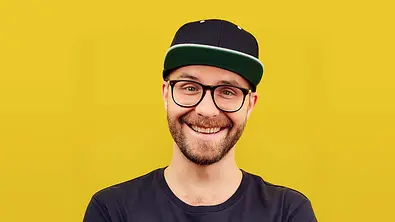 Warum trägt Mark Forster immer eine Cap? - Foto: Sony/ Jens Koch