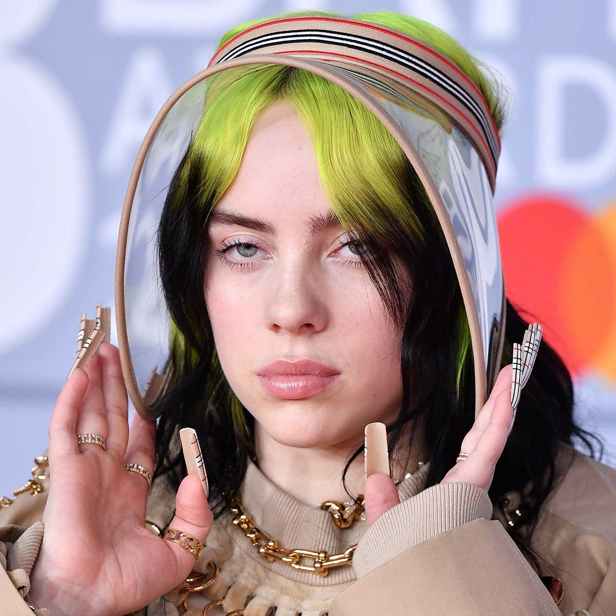 Welchem Star gehört dieses Auge: Billie Eilish