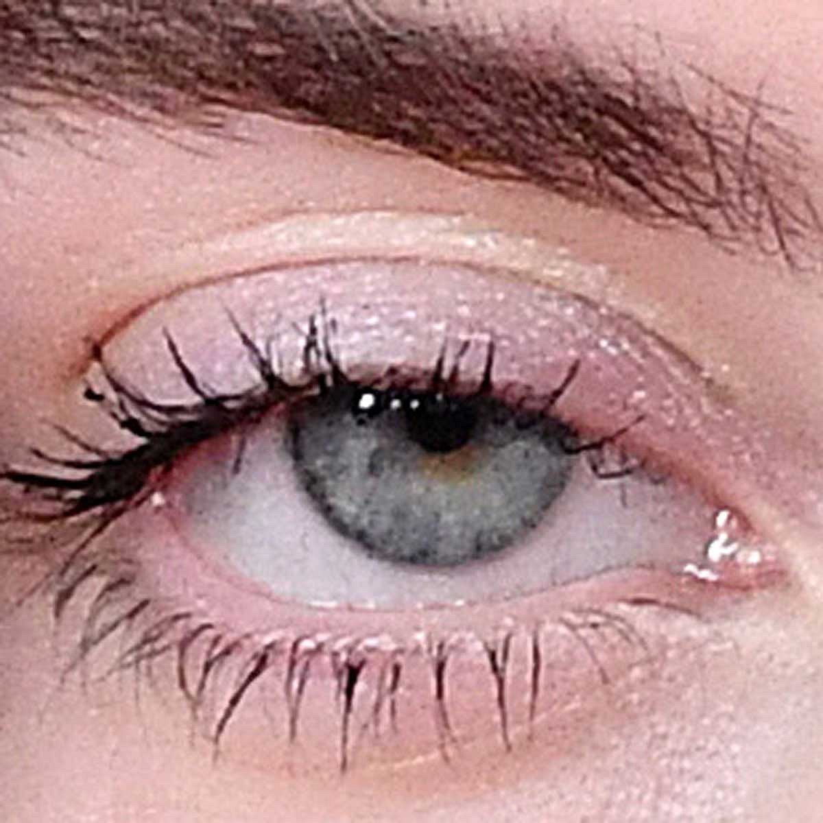 Welchem Star gehört dieses Auge: Nummer 3