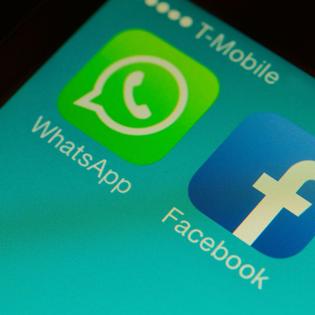 Kettenbrief-Aufruhr: Löscht Whatsapp wirklich seine User?