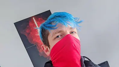 YouTuber Rezo kämpft mit Panikattacken - Foto: Instagram @rezo