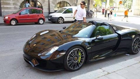 Die Autos der Sport-Stars - Foto: Celebritycarsblog